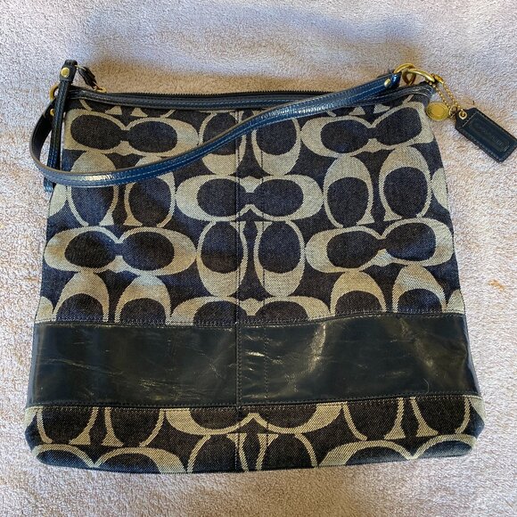 Coach Signature Canvas & Leather Hobo Shoulder Bag (Style No. D0873-12549) - Picture 2 of 8